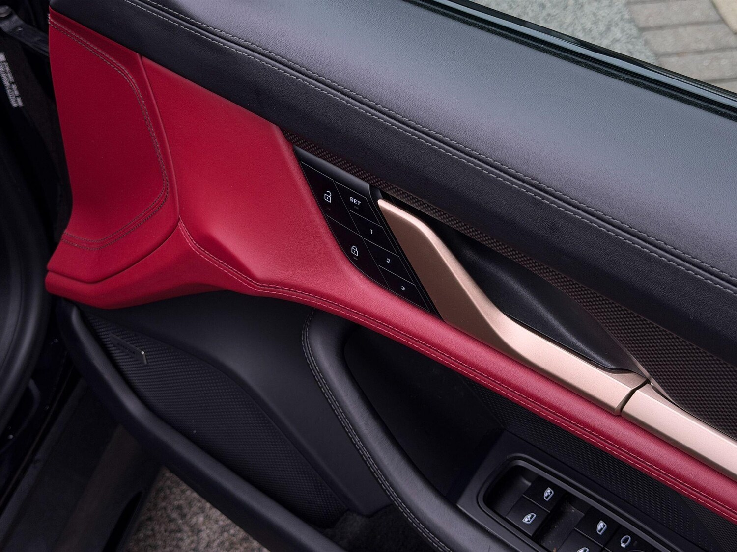 Used Porsche Taycan 2024 for sale - 77970276: Photo 47