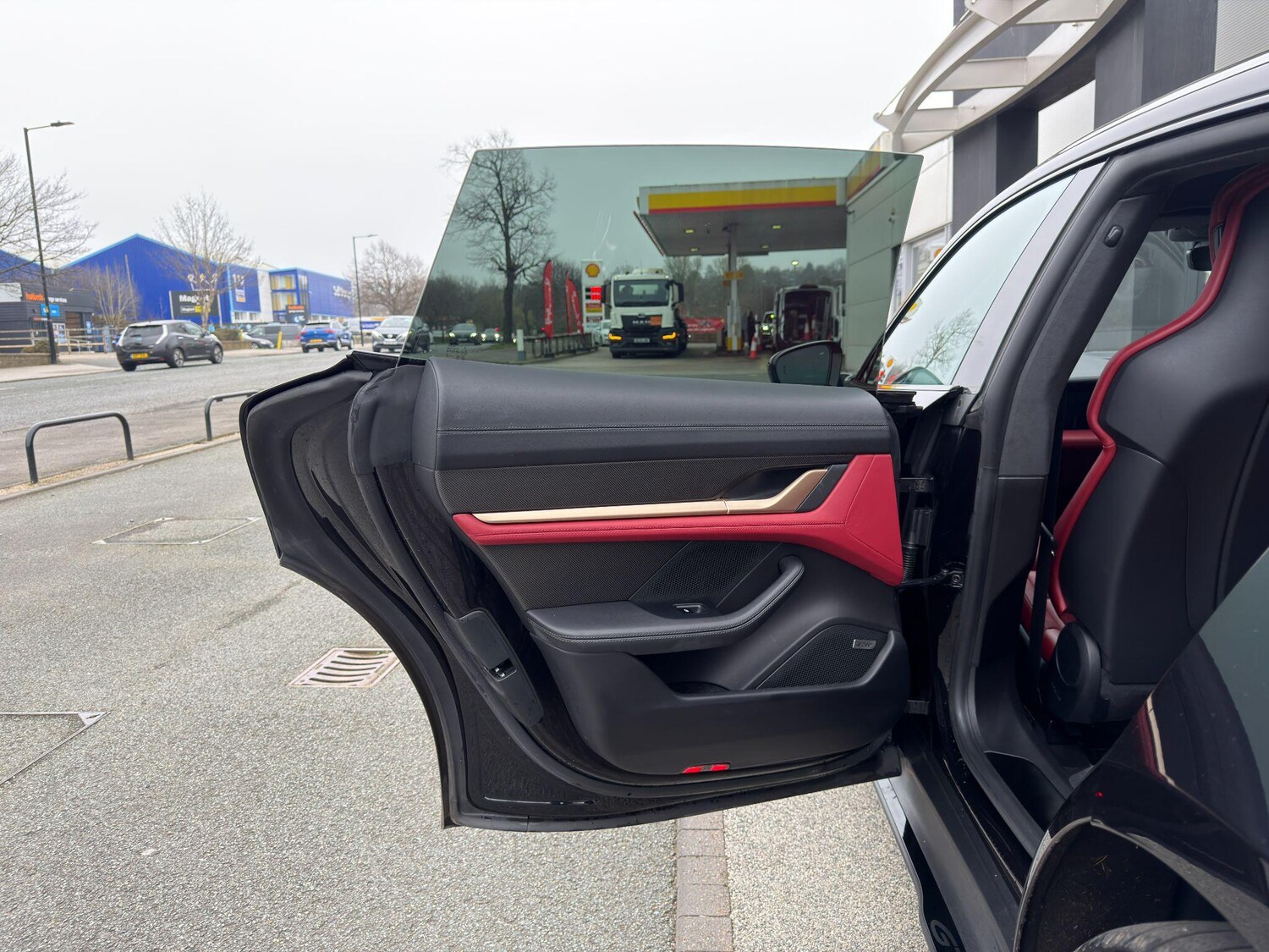 Used Porsche Taycan 2024 for sale - 77970276: Photo 63