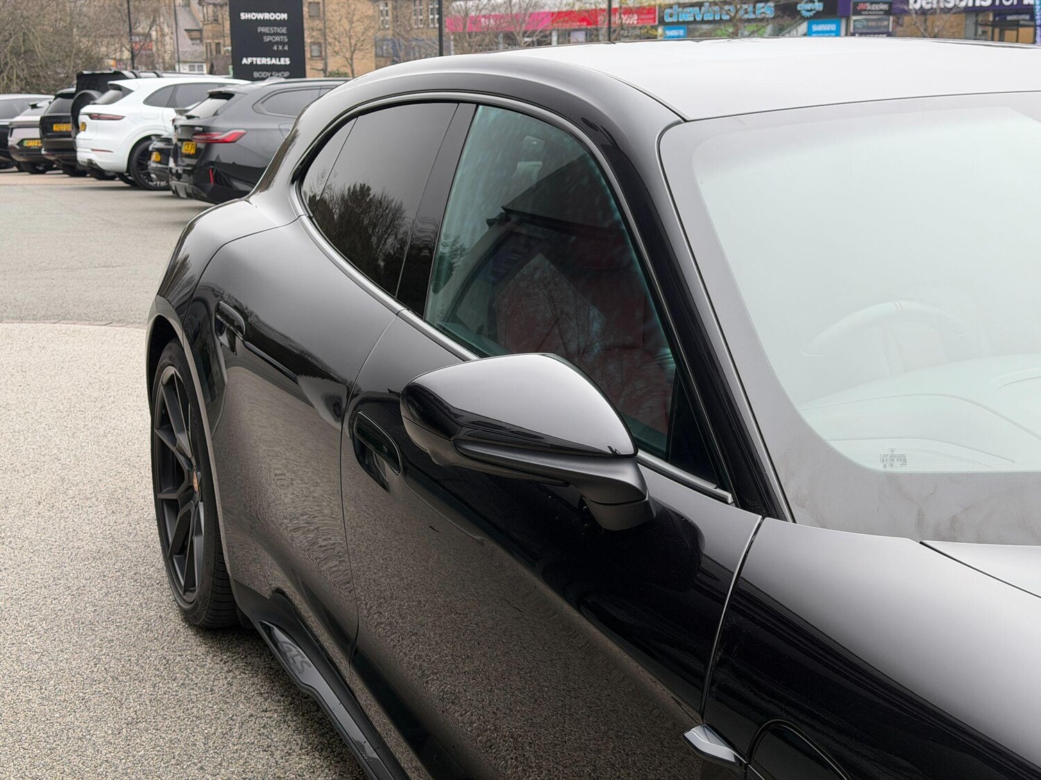 Used Porsche Taycan 2024 for sale - 77970276: Photo 79