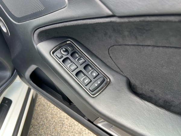 Used Aston Martin Vanquish for sale - 75090118: Photo 24
