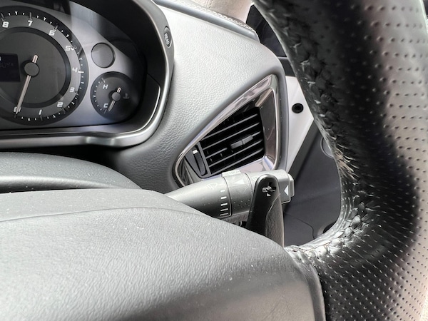 Used Aston Martin Vanquish for sale - 75090118: Photo 28
