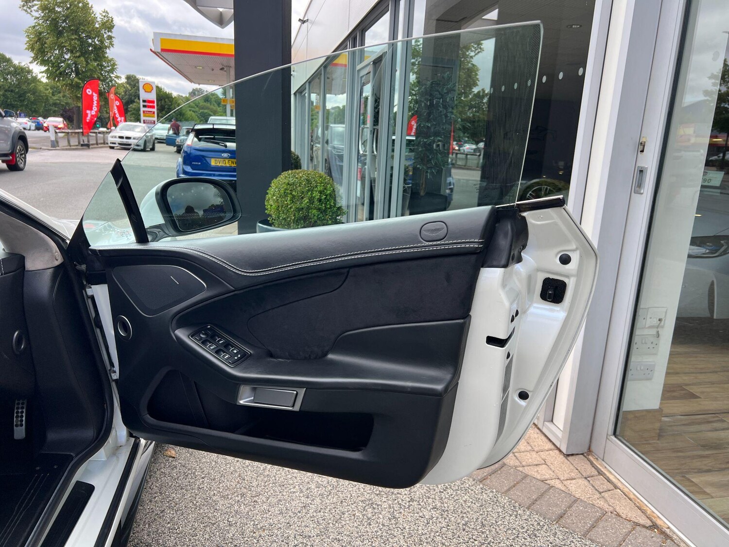 Vehicle 44