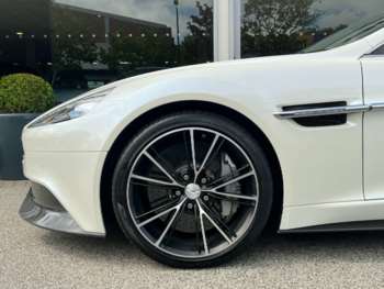 Used Aston Martin Vanquish 2013 for sale - 75090118: Photo