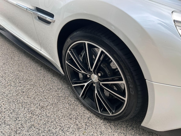Used Aston Martin Vanquish for sale - 75090118: Photo 68