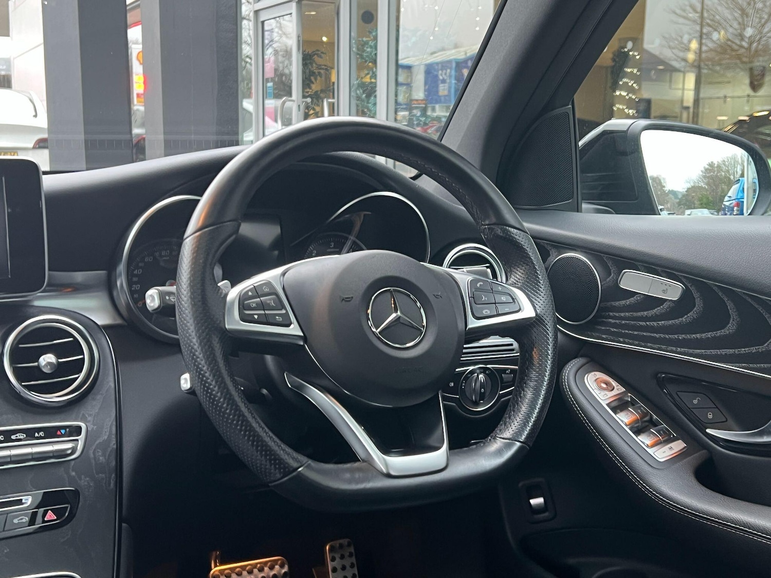 Used Mercedes-Benz GLC 2019 for sale - 77060398: Photo 24