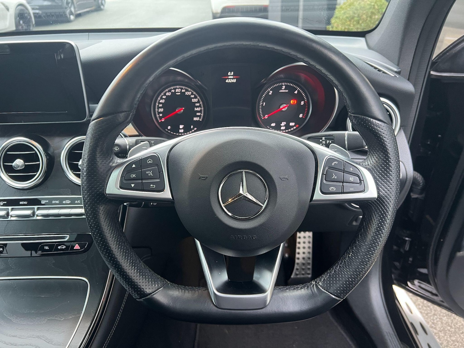 Used Mercedes-Benz GLC 2019 for sale - 77060398: Photo 25