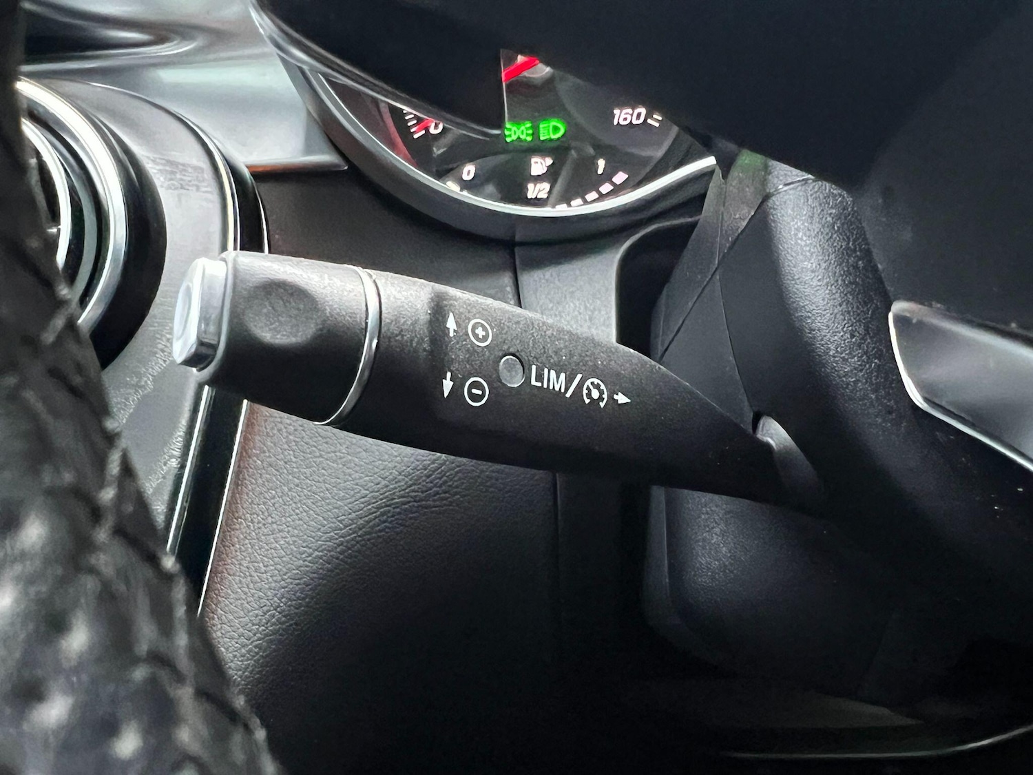 Used Mercedes-Benz GLC 2019 for sale - 77060398: Photo 36