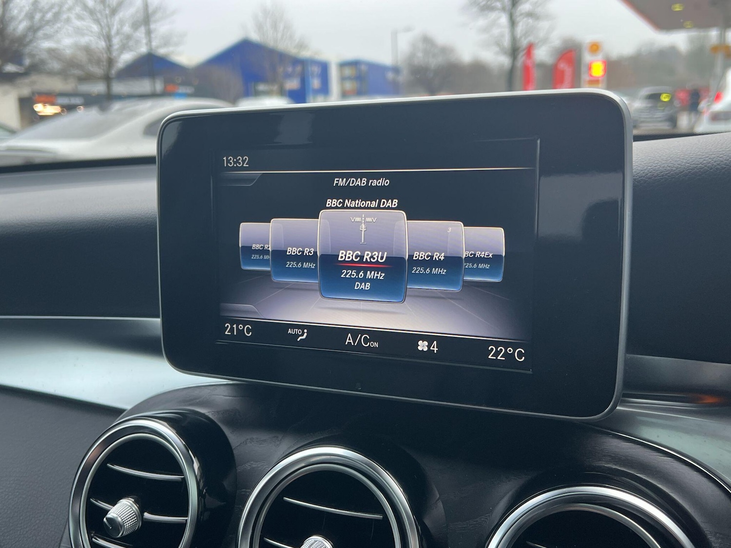 Used Mercedes-Benz GLC 2019 for sale - 77060398: Photo 40