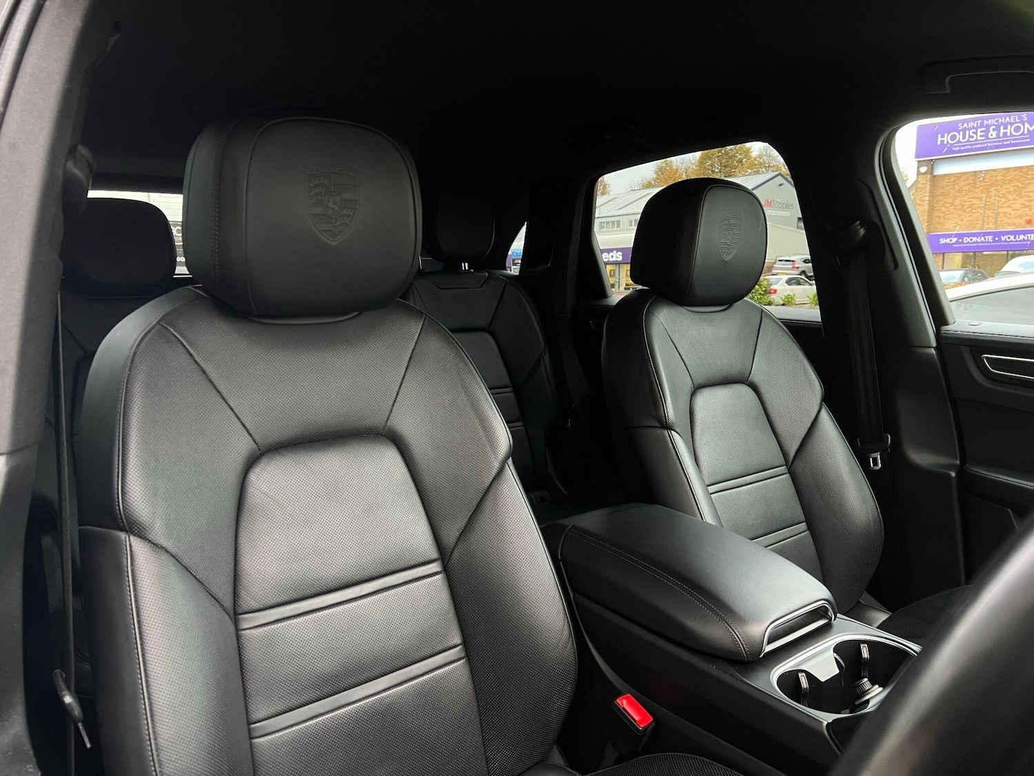 Used Porsche Cayenne 2020 for sale - 76432369: Photo 15