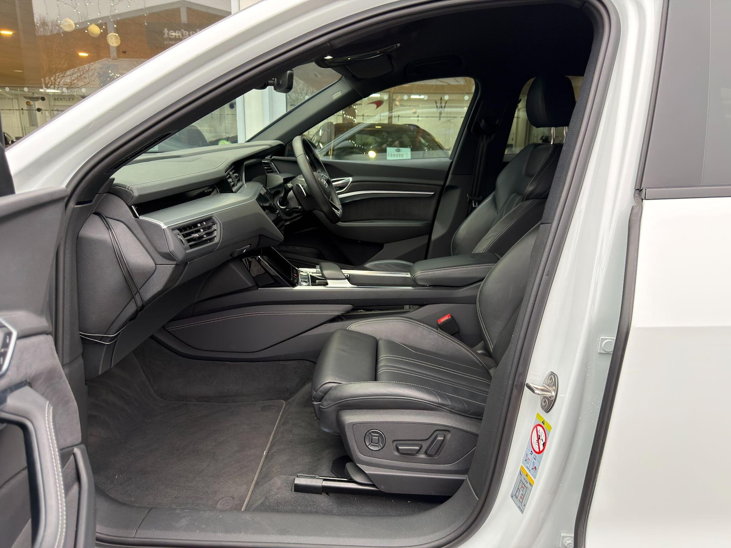 Used Audi e-tron 2022 for sale - 76994676: Photo 17