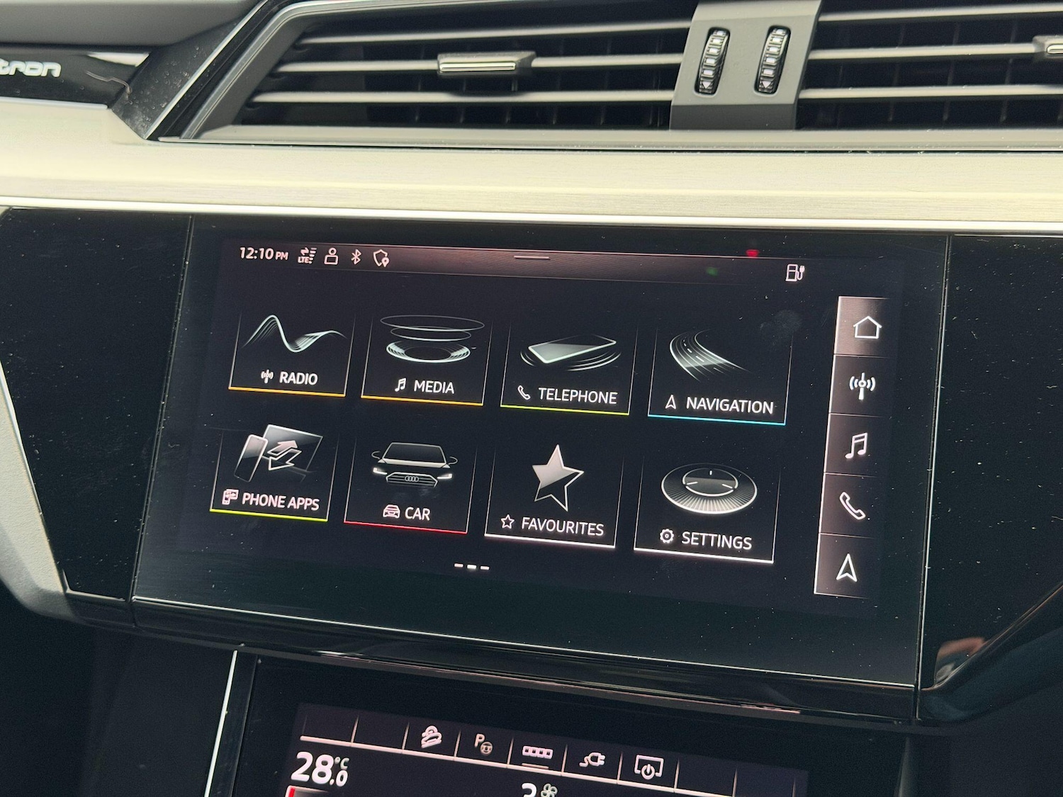 Used Audi e-tron 2022 for sale - 76994676: Photo 34