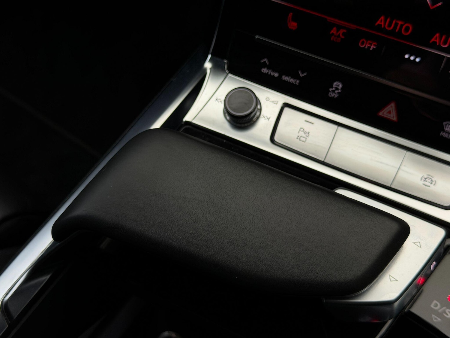 Used Audi e-tron 2022 for sale - 76994676: Photo 47