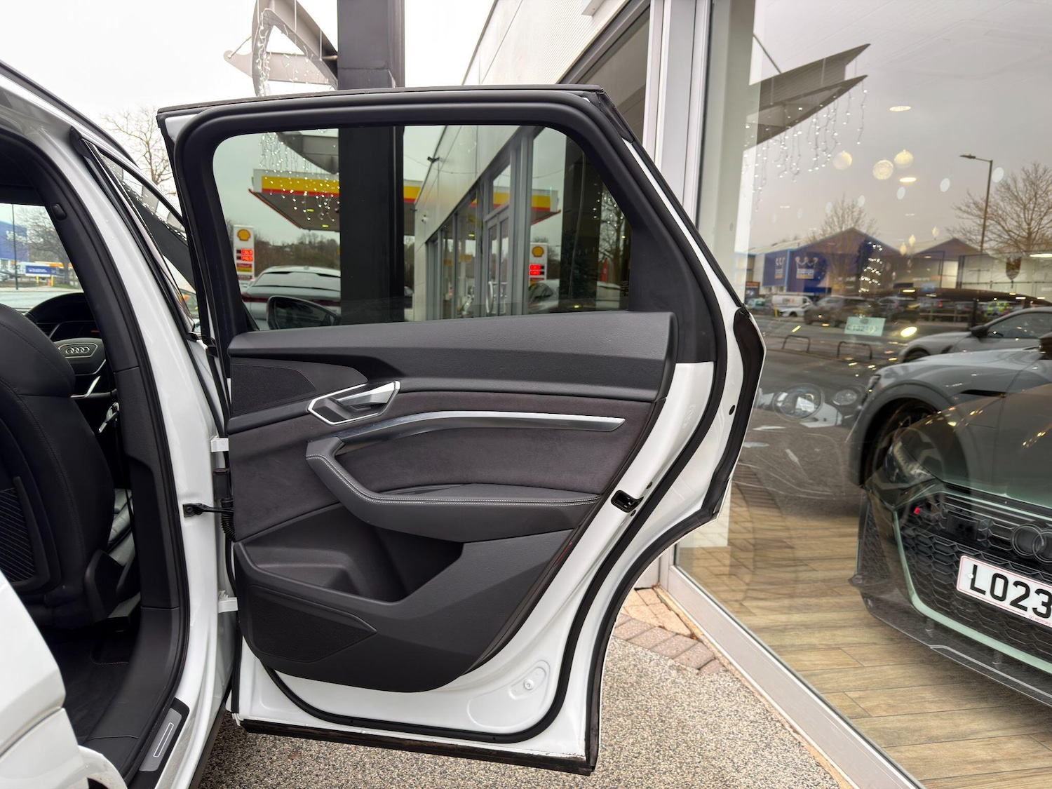 Used Audi e-tron 2022 for sale - 76994676: Photo 56