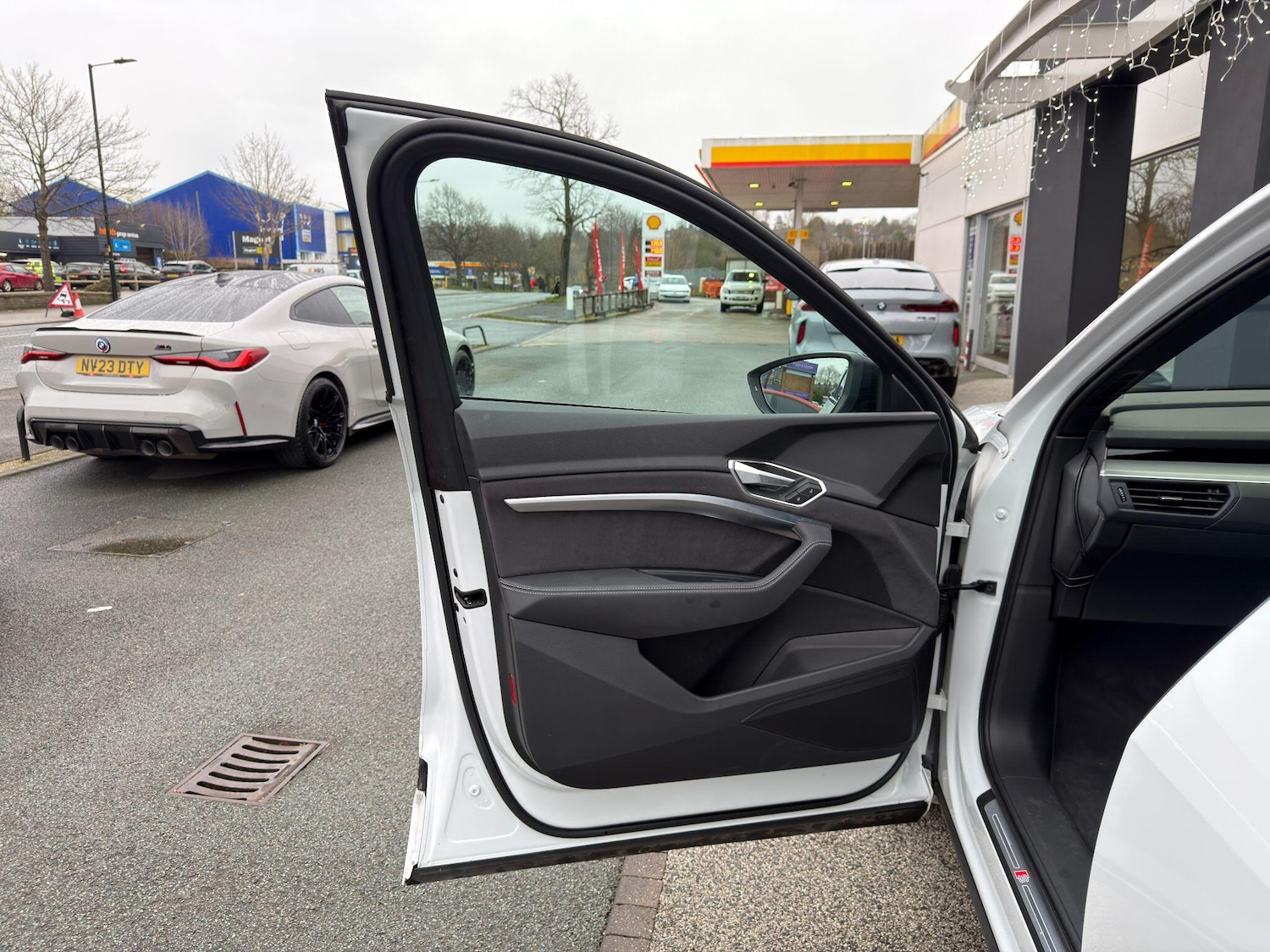 Used Audi e-tron 2022 for sale - 76994676: Photo 59