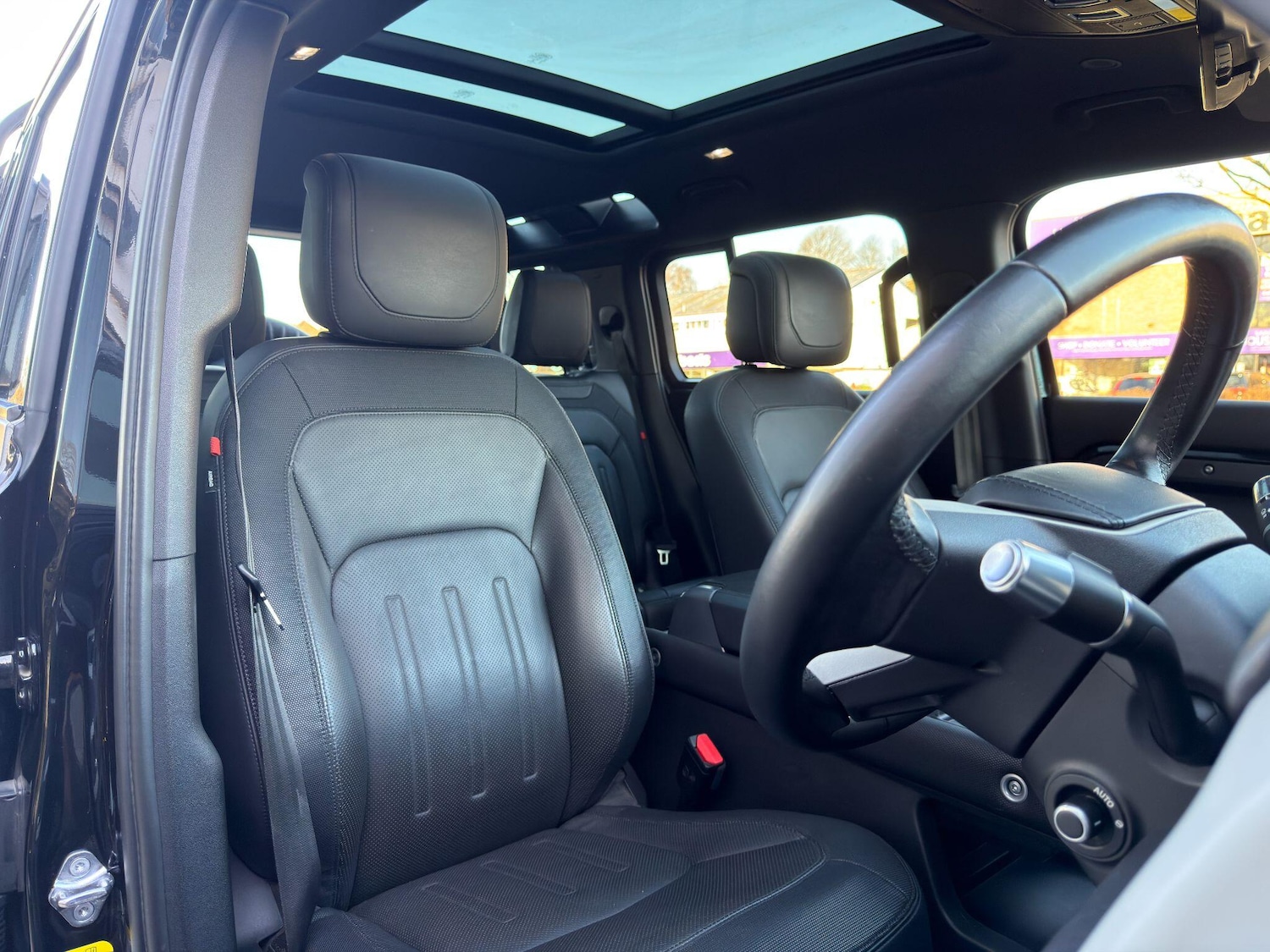 Used Land Rover Defender 110 2021 for sale - 76608460: Photo 20