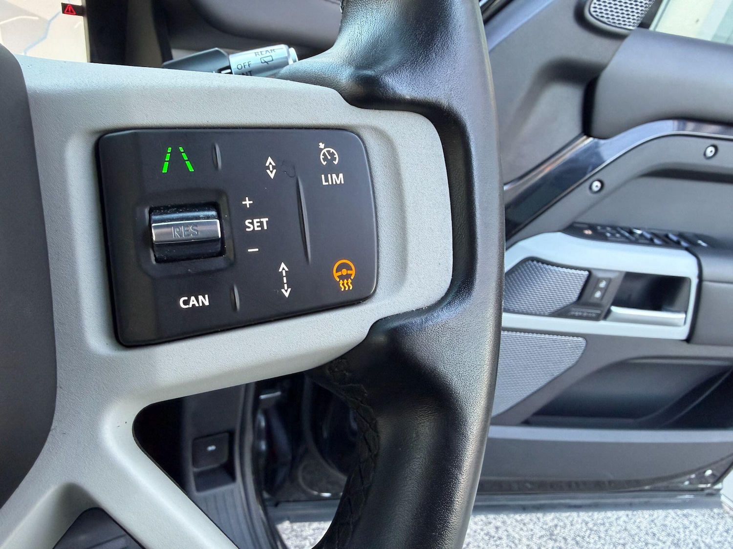 Used Land Rover Defender 110 2021 for sale - 76608460: Photo 35