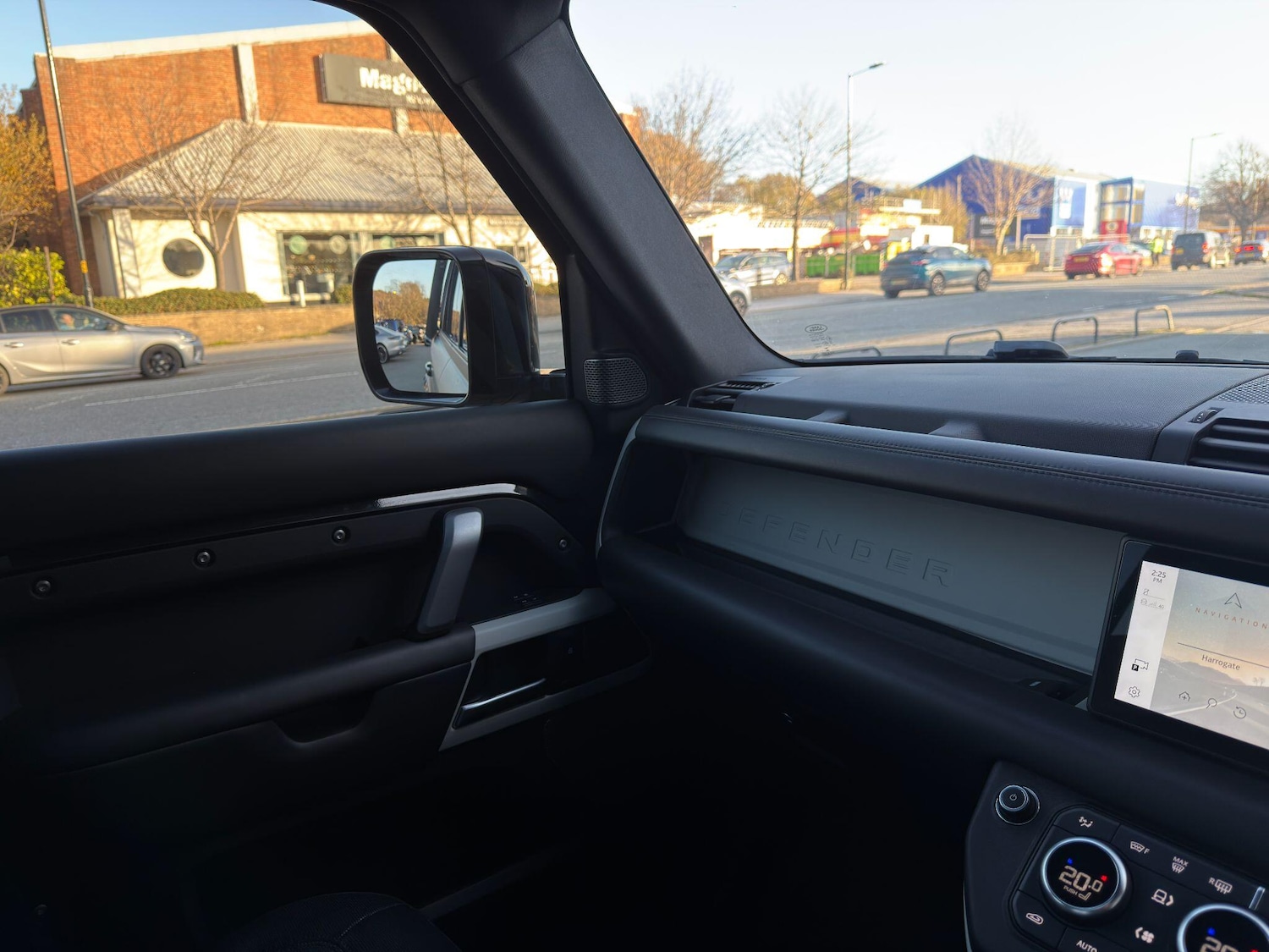 Used Land Rover Defender 110 2021 for sale - 76608460: Photo 44