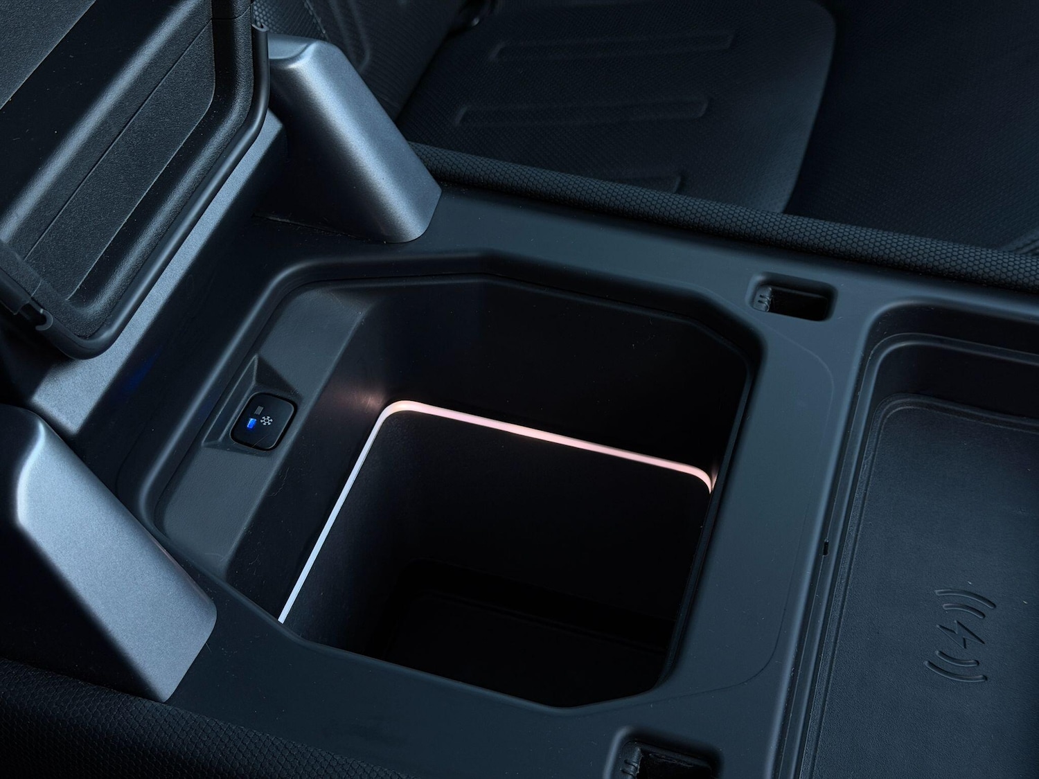 Used Land Rover Defender 110 2021 for sale - 76608460: Photo 60