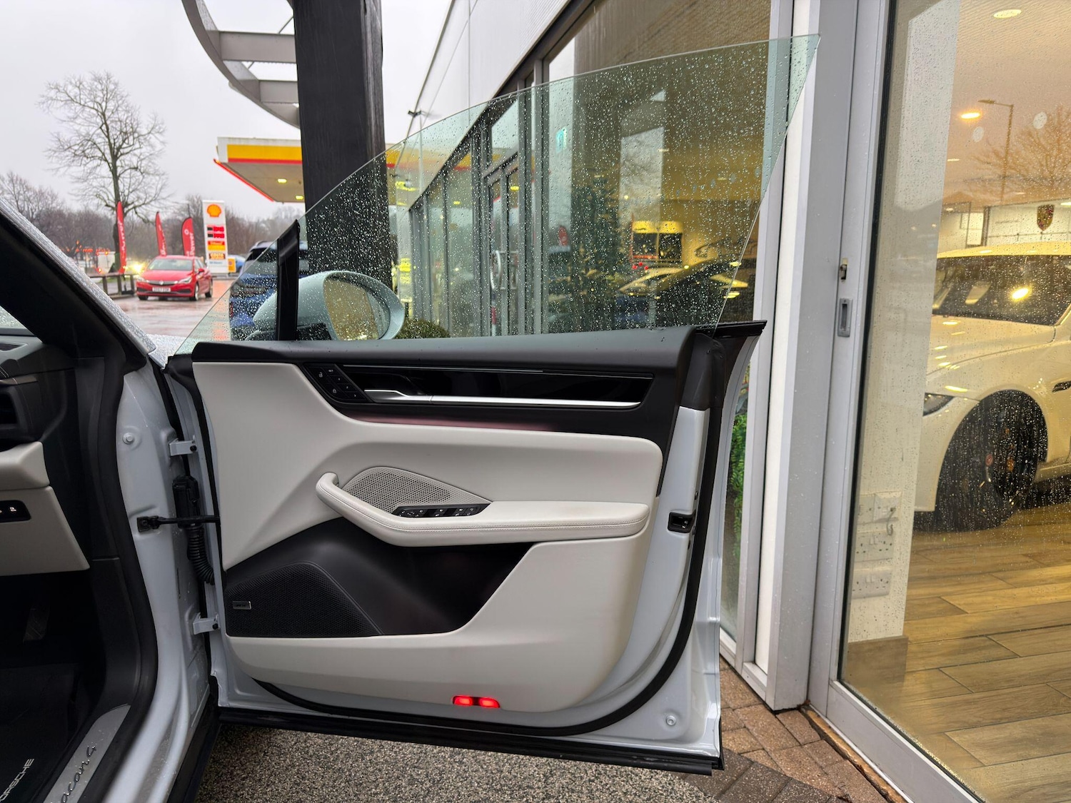 Used Porsche Macan 2024 for sale - 77291465: Photo 66