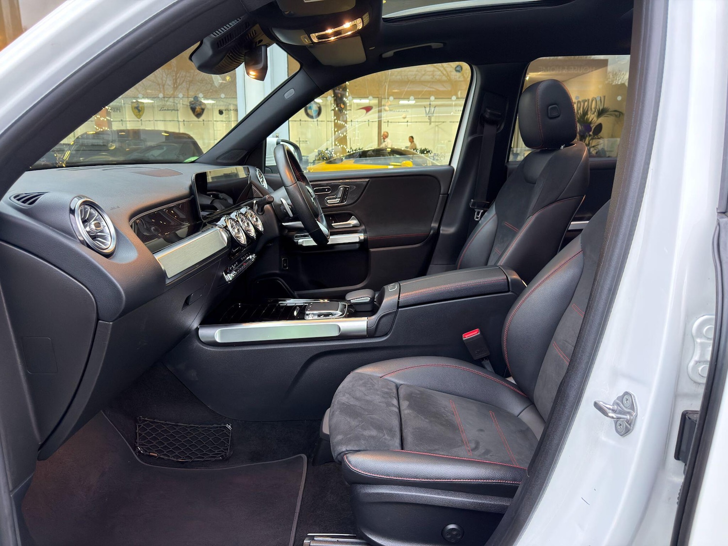 Used Mercedes-Benz GLB for sale - 76839369: Photo 15