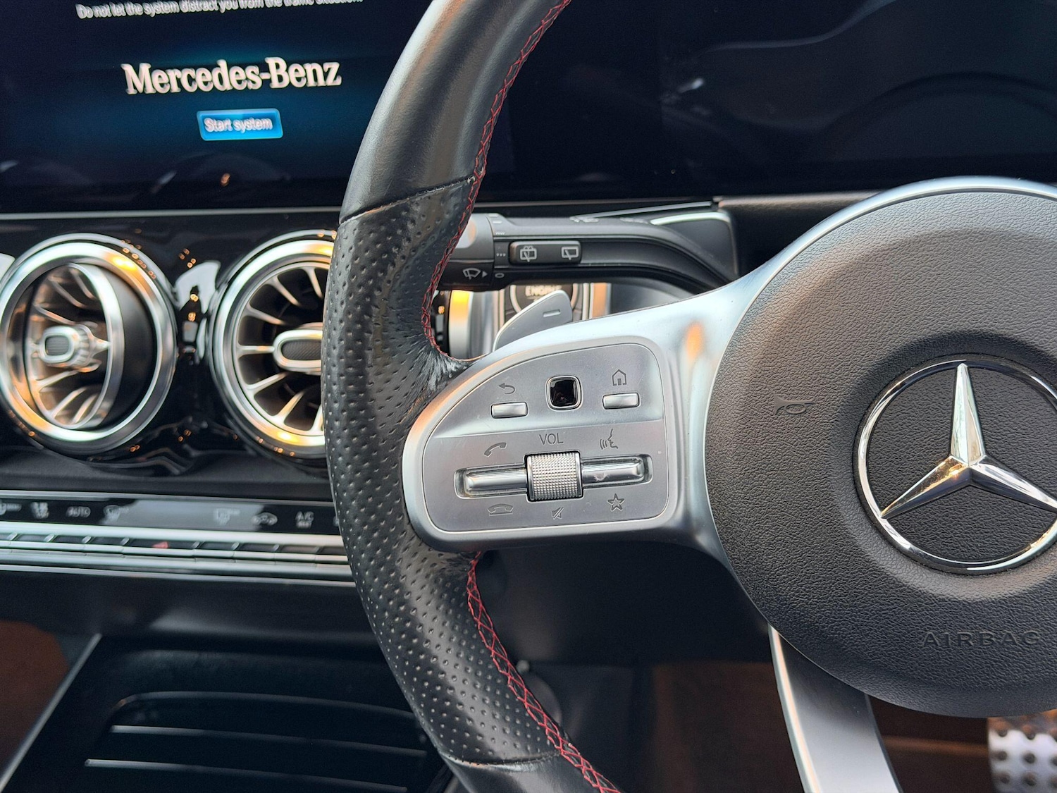 Used Mercedes-Benz GLB for sale - 76839369: Photo 28