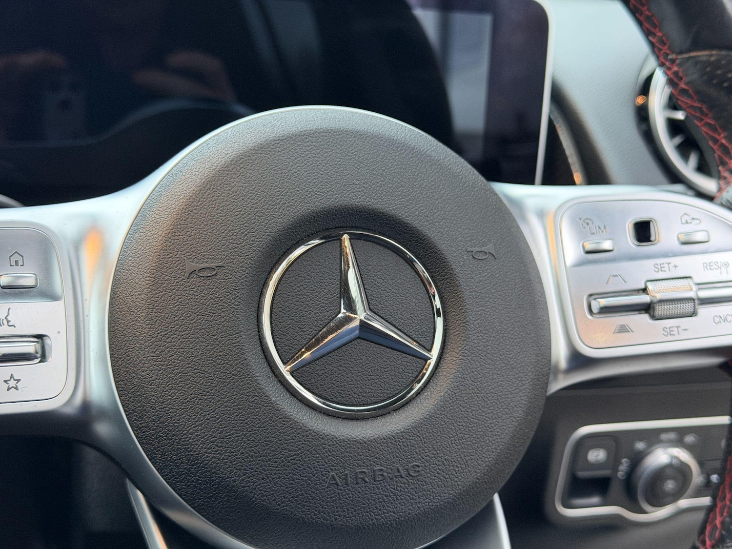 Used Mercedes-Benz GLB for sale - 76839369: Photo 30