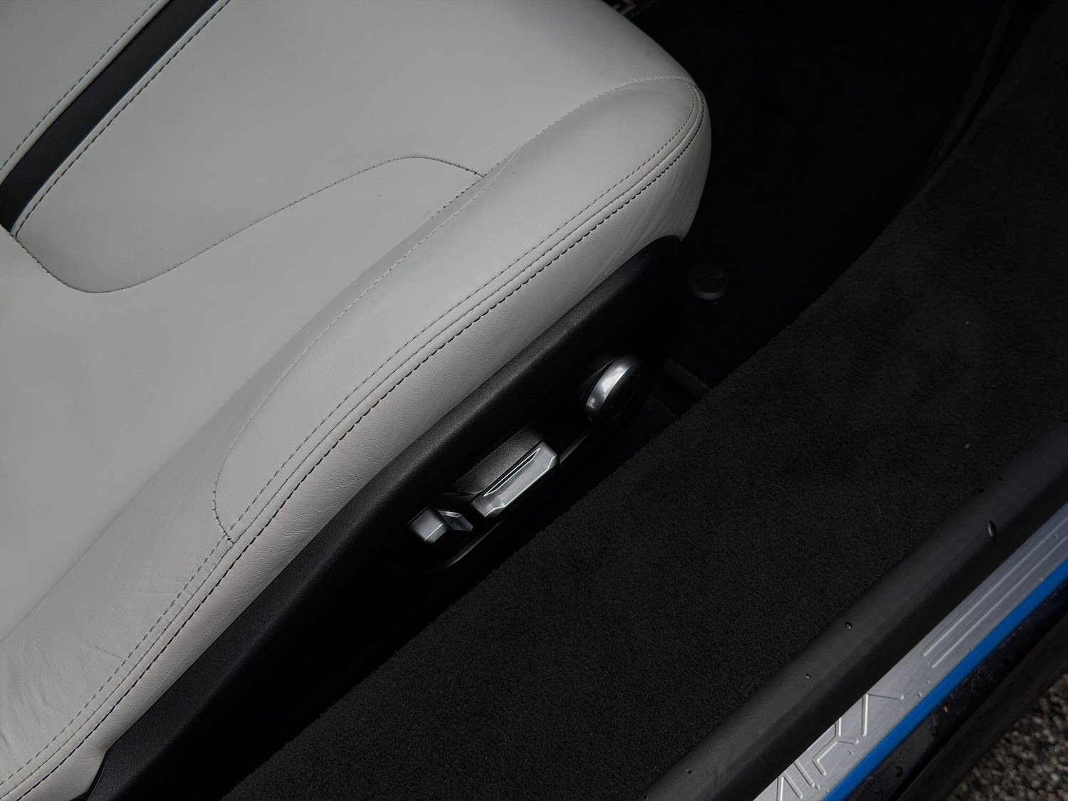 Used Lotus Emira 2023 for sale - 76865766: Photo 22