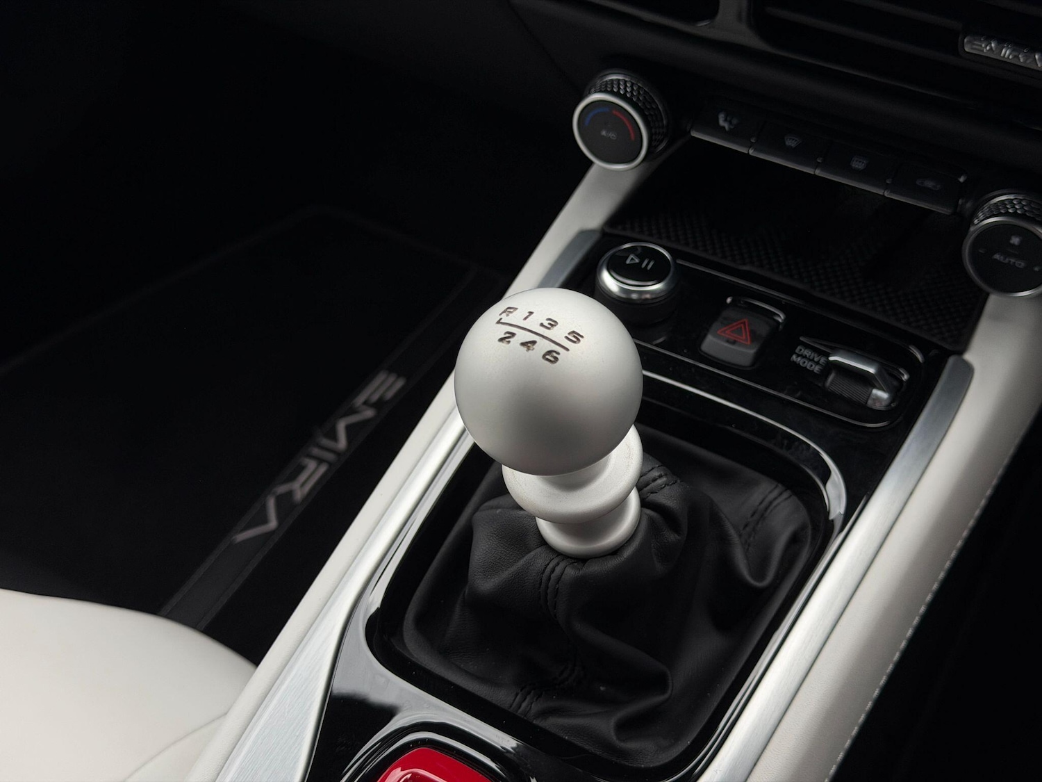 Used Lotus Emira 2023 for sale - 76865766: Photo 24