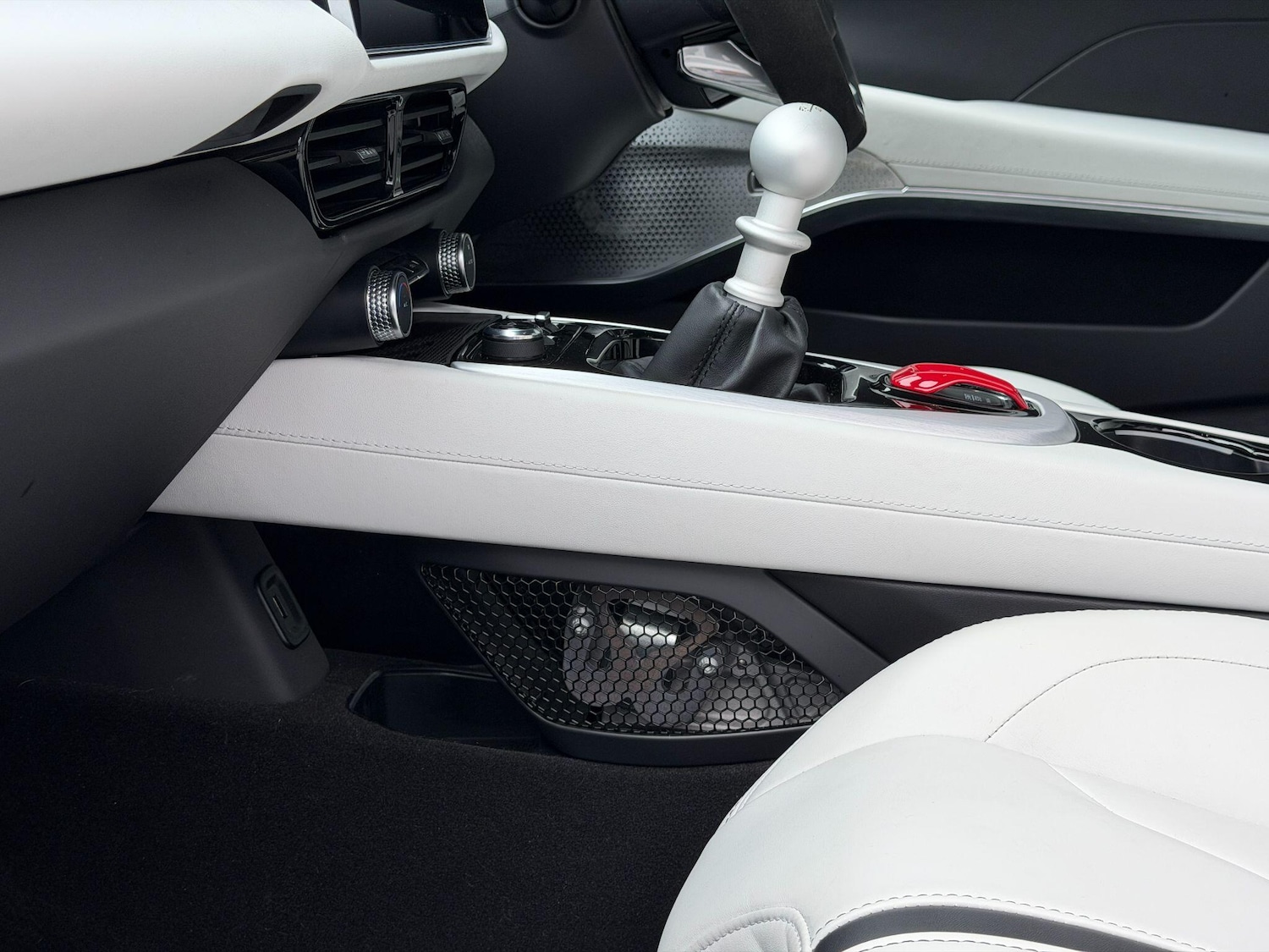 Used Lotus Emira 2023 for sale - 76865766: Photo 41