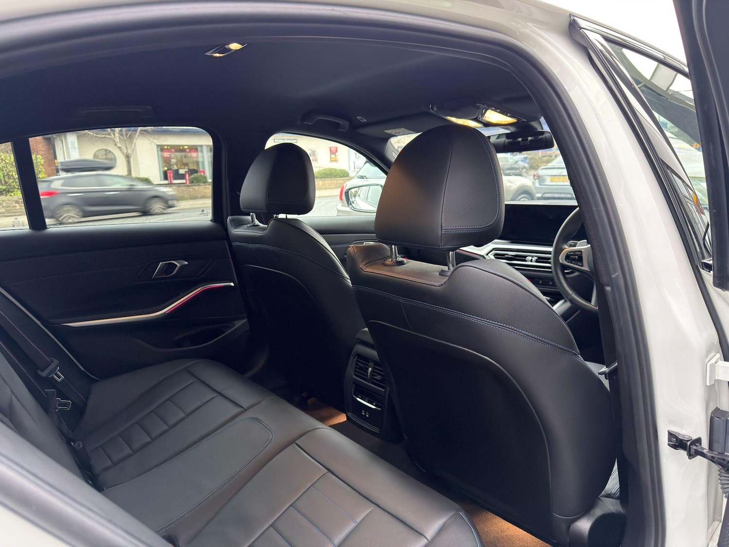 Used BMW 3 Series 2024 for sale - 76964516: Photo 20