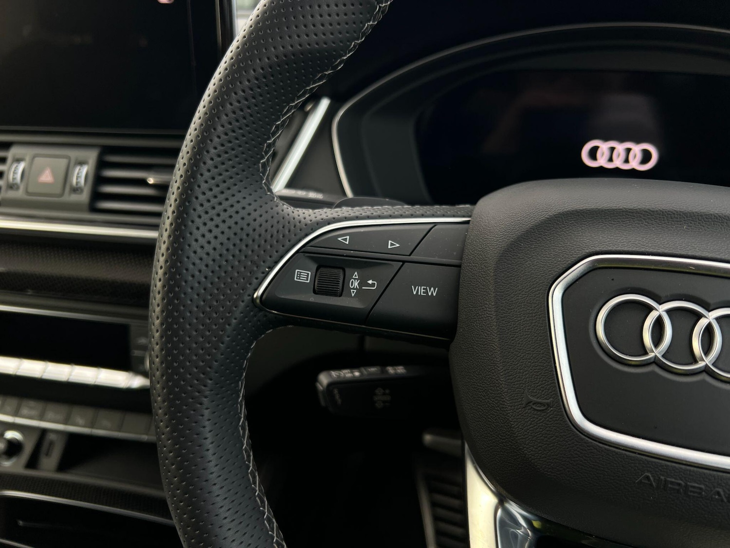 Used Audi SQ5 2025 for sale - 76425628: Photo 17