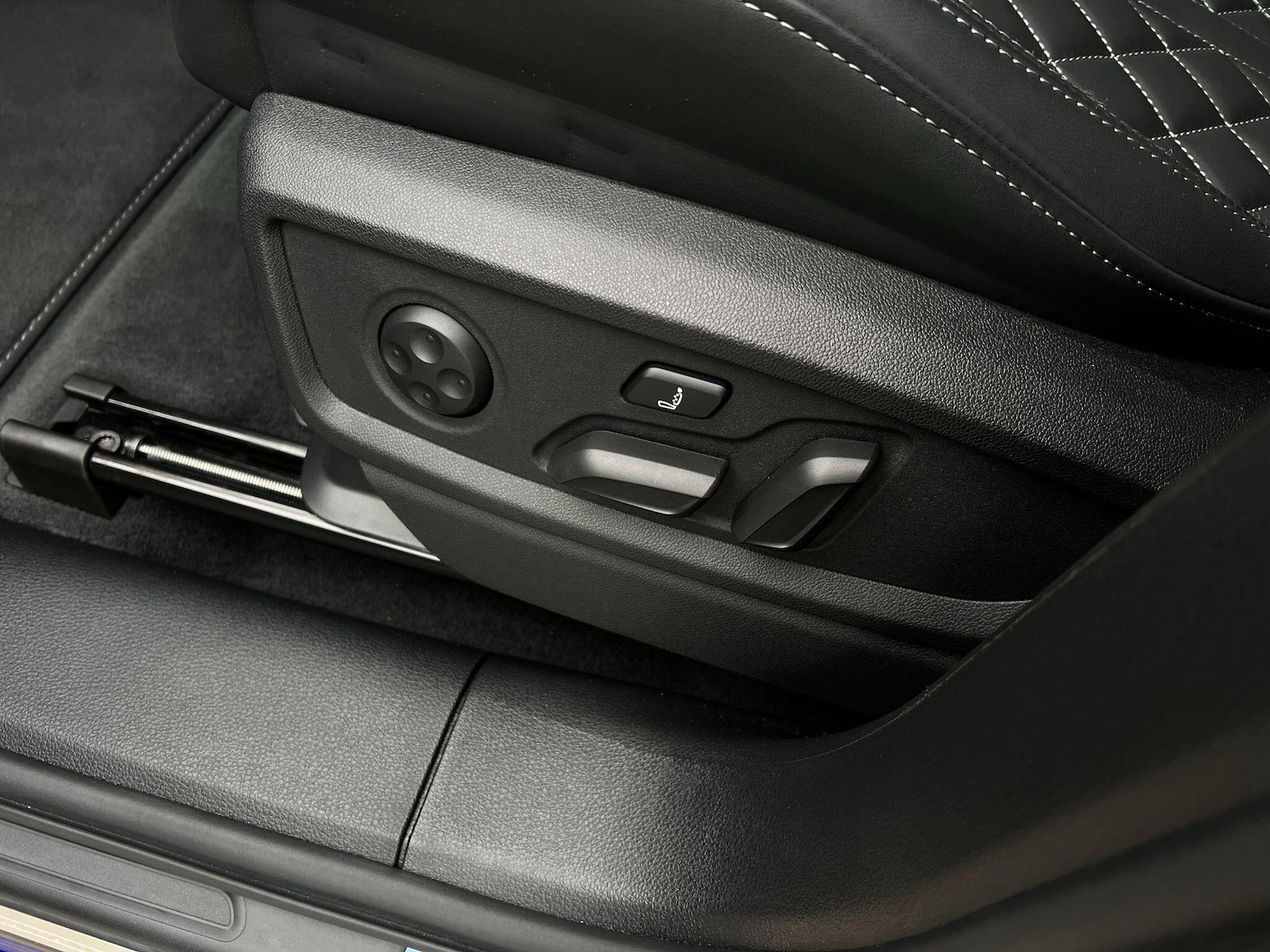 Used Audi SQ5 2025 for sale - 76425628: Photo 21