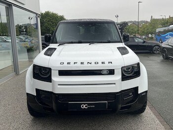 Used Land Rover Defender 90 2024 for sale - 75268699: Photo