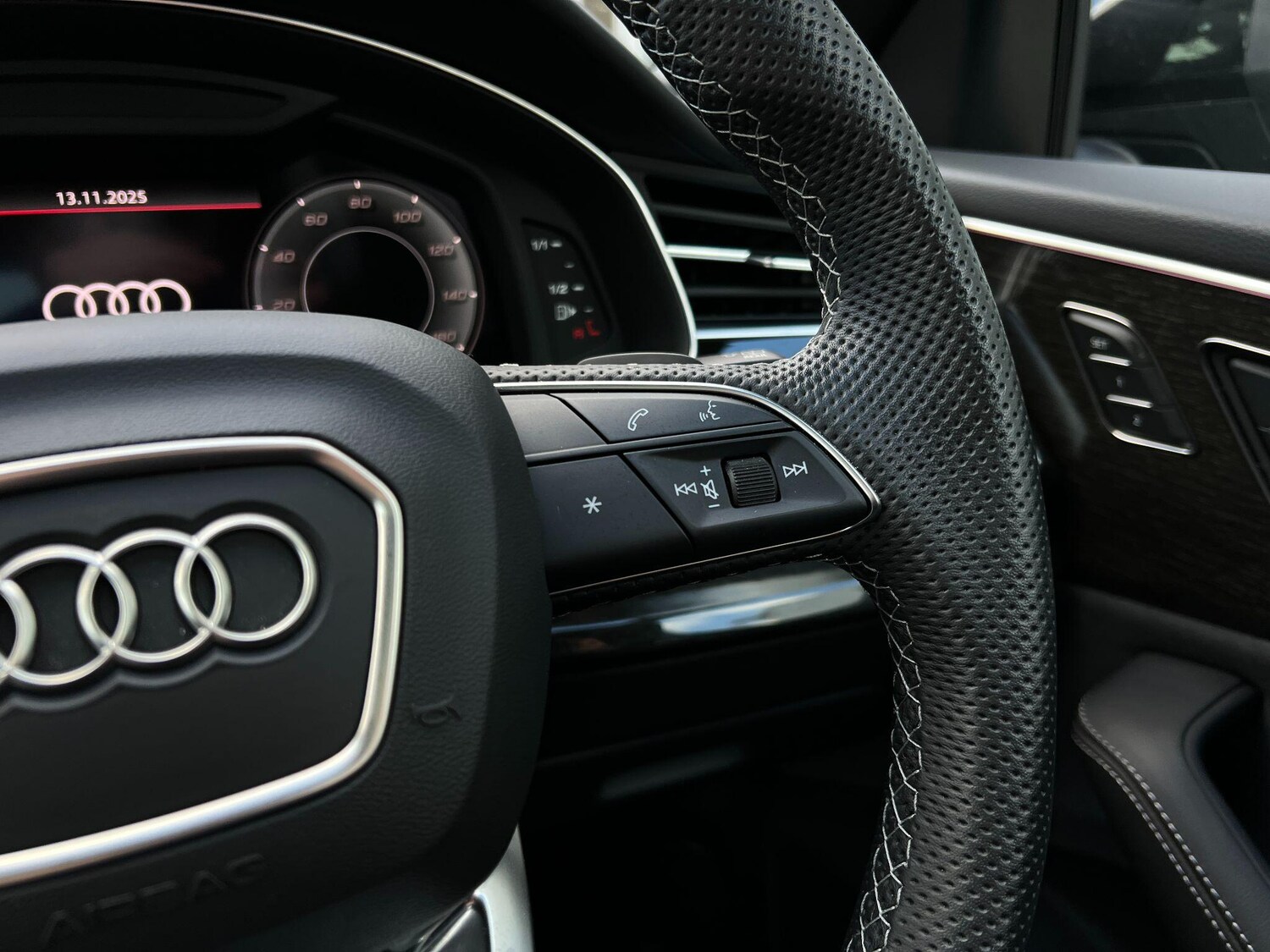 Used Audi SQ8 2024 for sale - 76561195: Photo 20