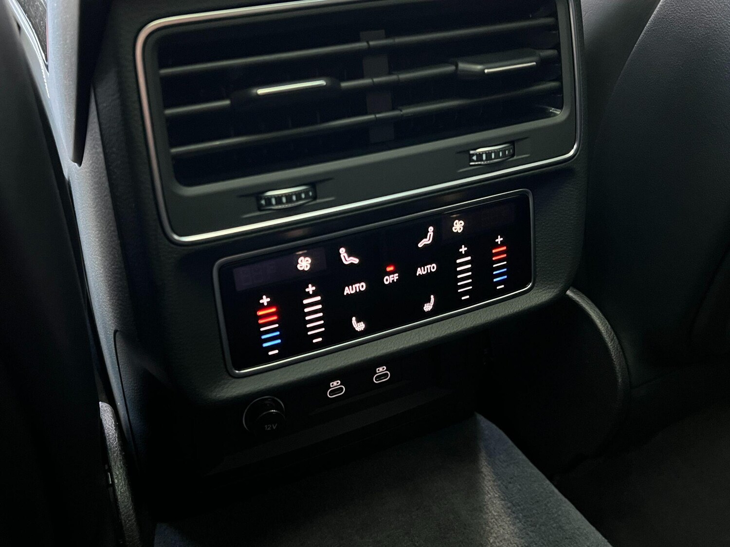 Used Audi SQ8 2024 for sale - 76561195: Photo 28