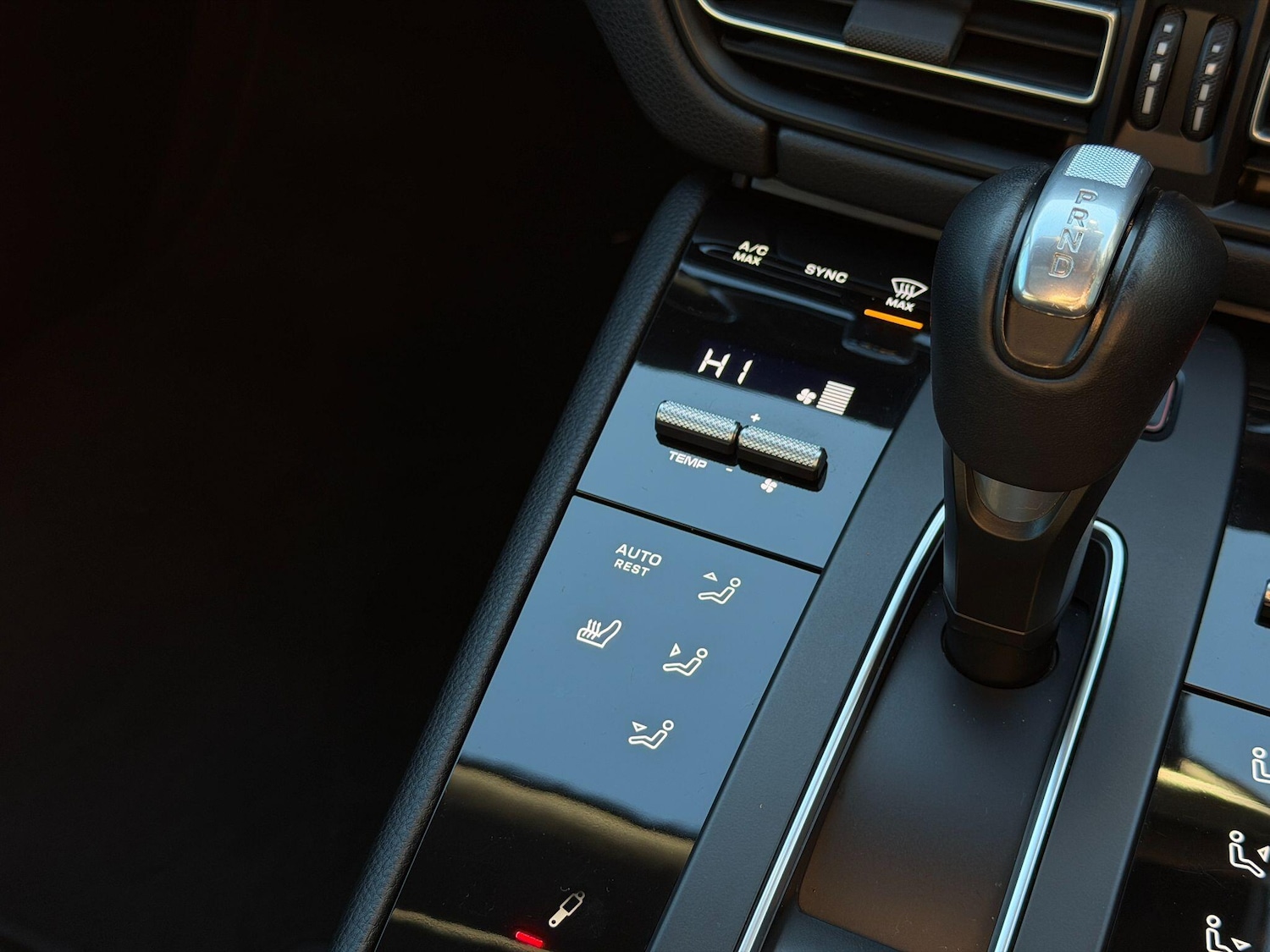 Used Porsche Macan 2022 for sale - 76781721: Photo 31