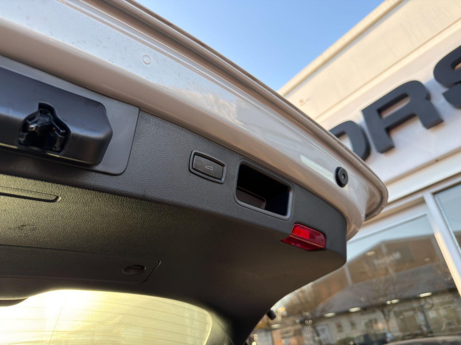 Used Porsche Macan 2022 for sale - 76781721: Photo 57