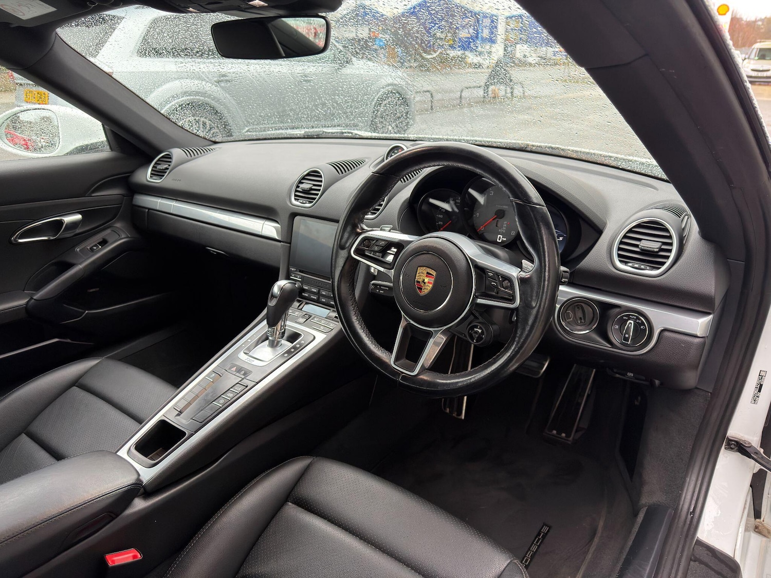 Used Porsche 718 Cayman 2020 for sale - 76918494: Photo 13