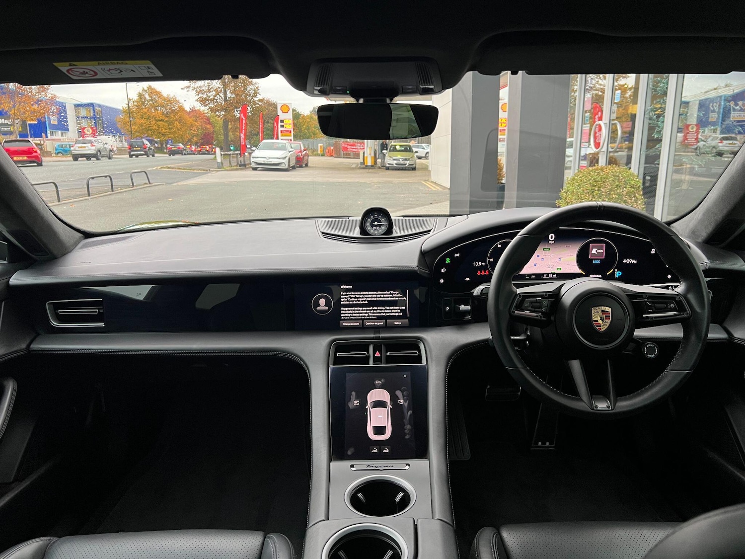 Used Porsche Taycan 2023 for sale - 76283905: Photo 10