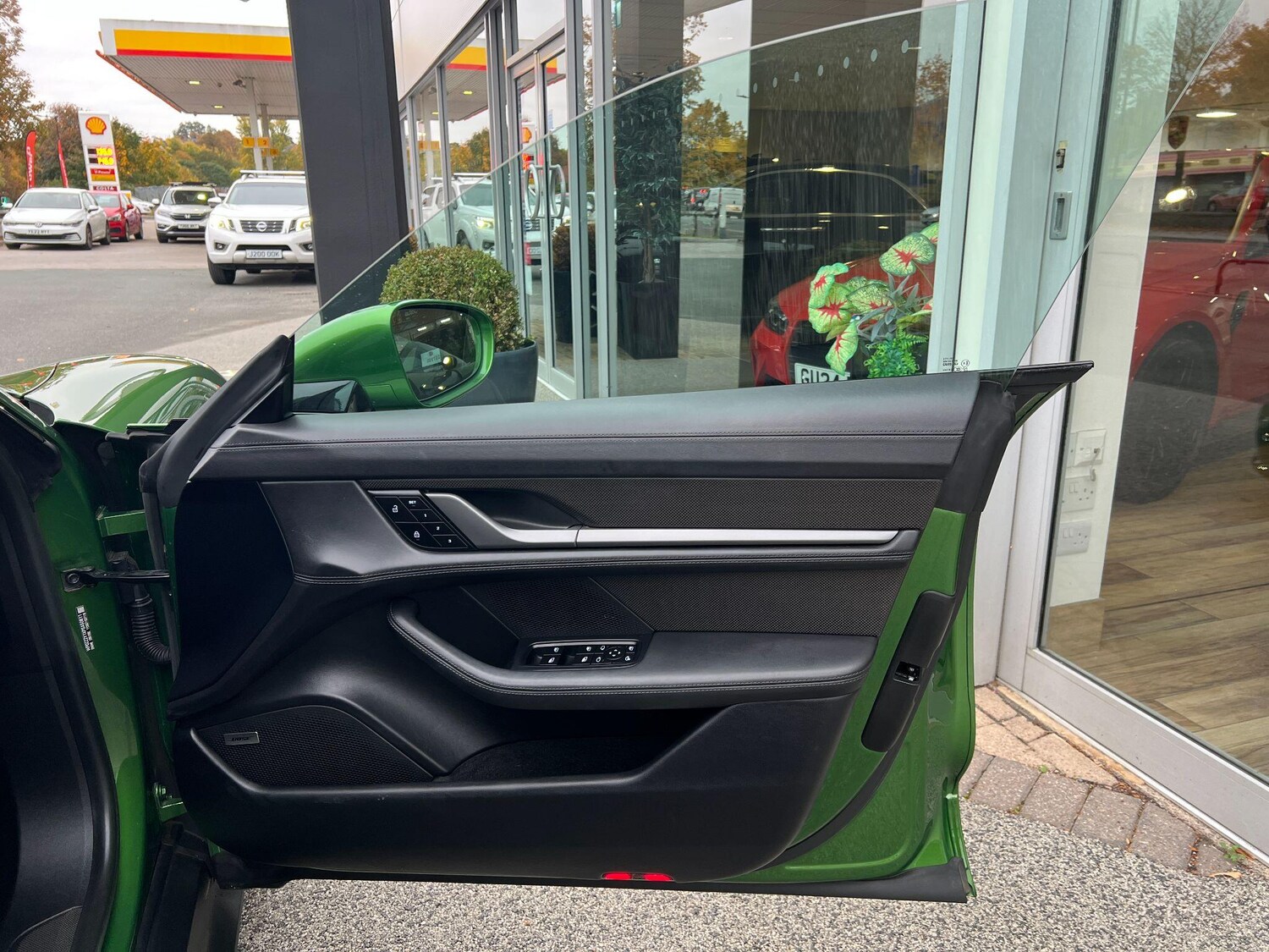 Used Porsche Taycan 2023 for sale - 76283905: Photo 51