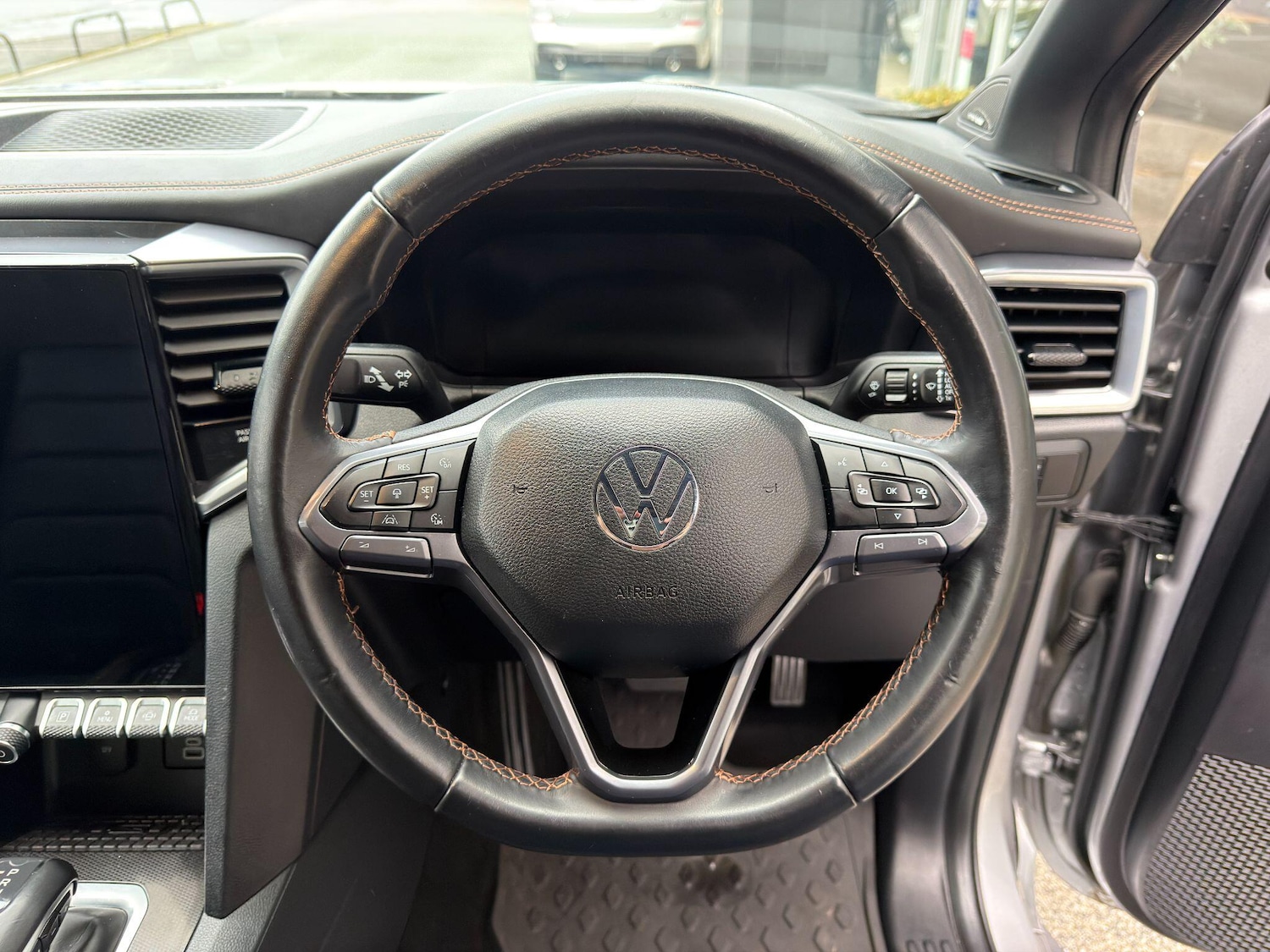 Used Volkswagen Amarok 2025 for sale - 77253877: Photo 32