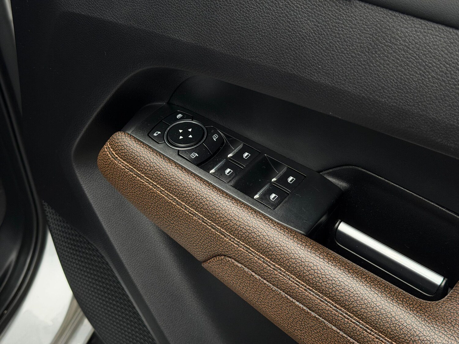 Used Volkswagen Amarok 2025 for sale - 77253877: Photo 51