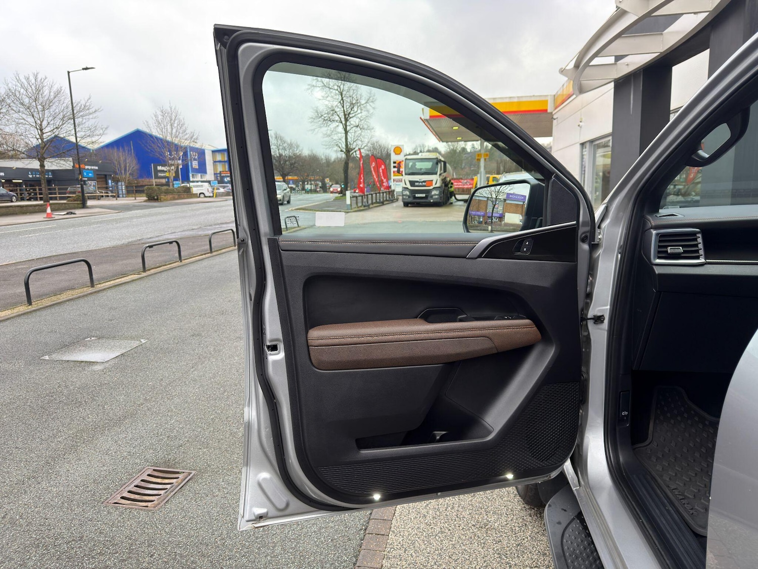 Used Volkswagen Amarok 2025 for sale - 77253877: Photo 60