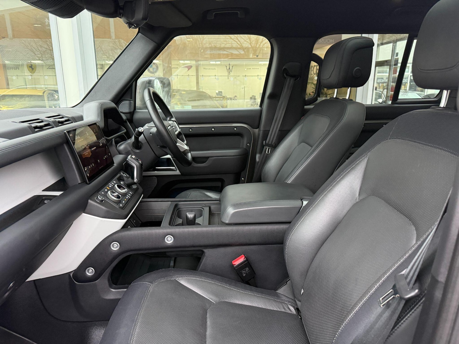 Used Land Rover Defender 110 2023 for sale - 77305814: Photo 18