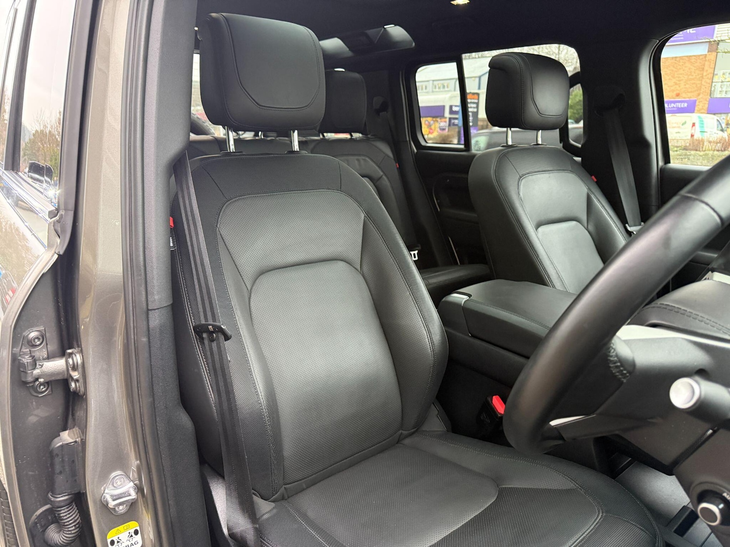 Used Land Rover Defender 110 2023 for sale - 77305814: Photo 19