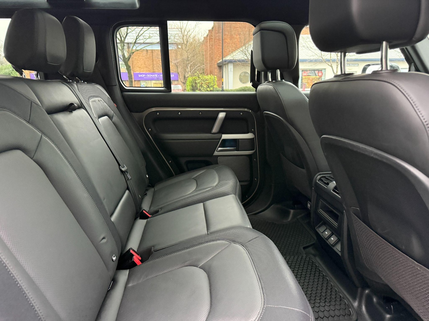 Used Land Rover Defender 110 2023 for sale - 77305814: Photo 22