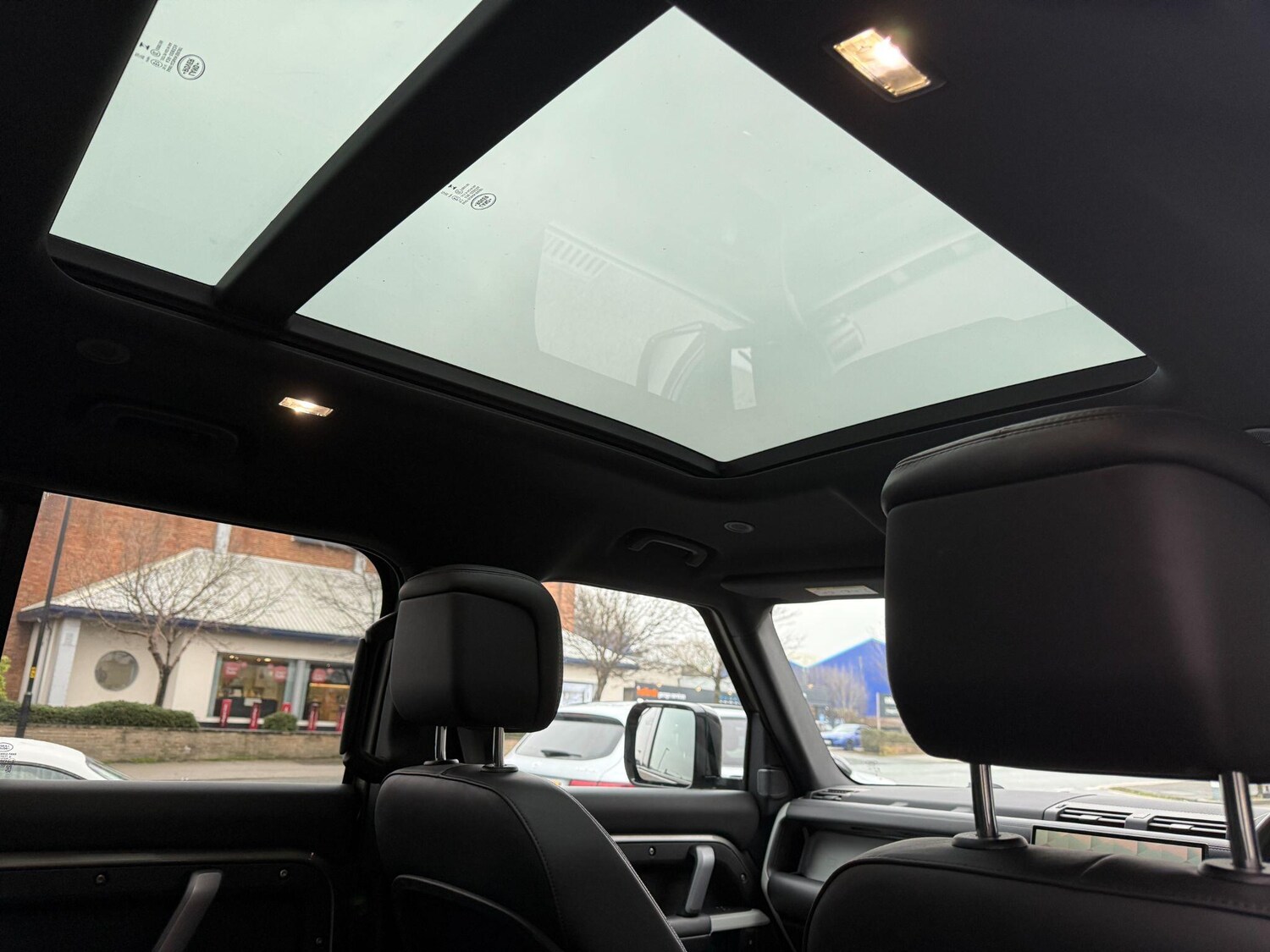 Used Land Rover Defender 110 2023 for sale - 77305814: Photo 55