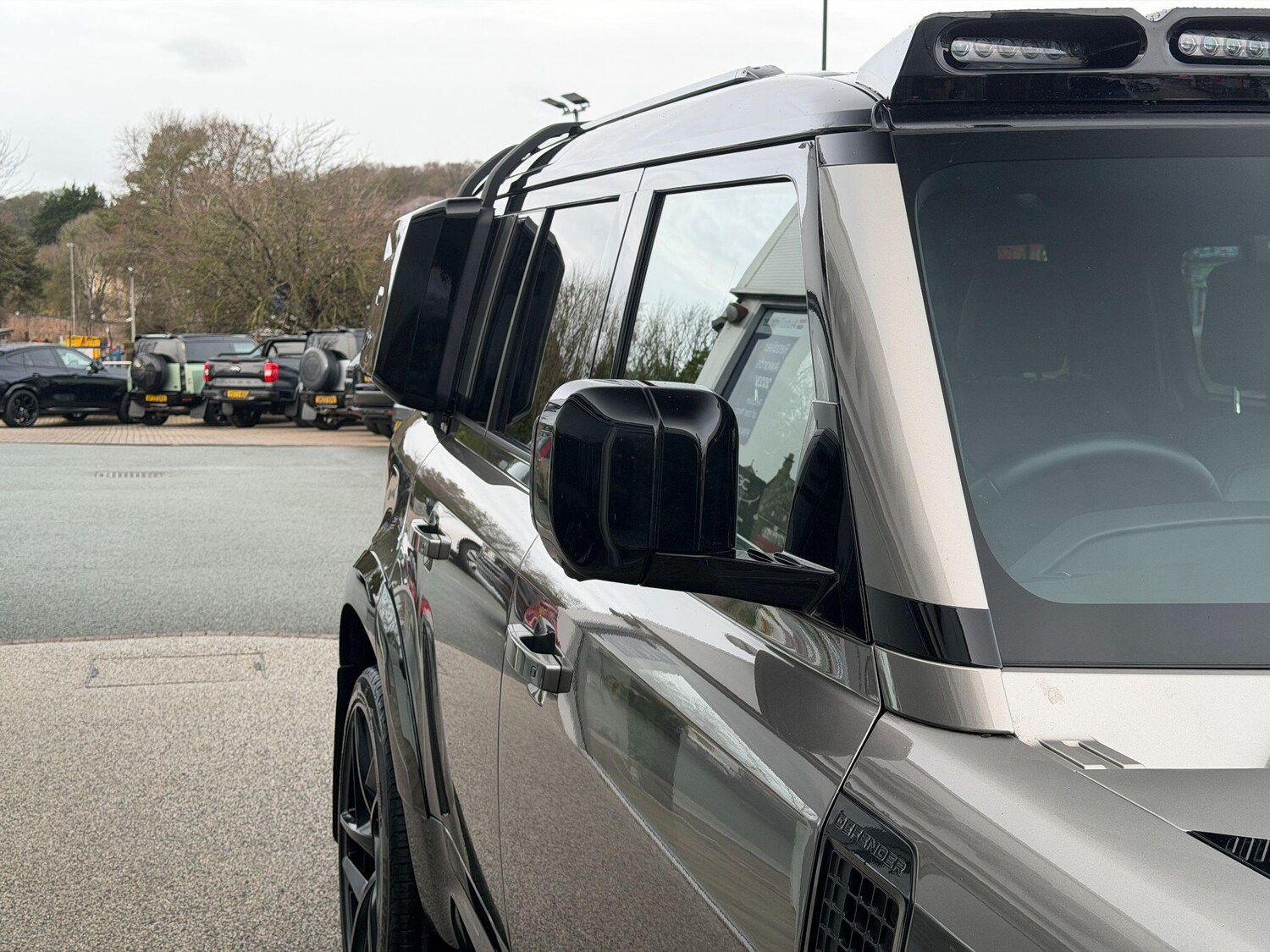 Used Land Rover Defender 110 2023 for sale - 77305814: Photo 64