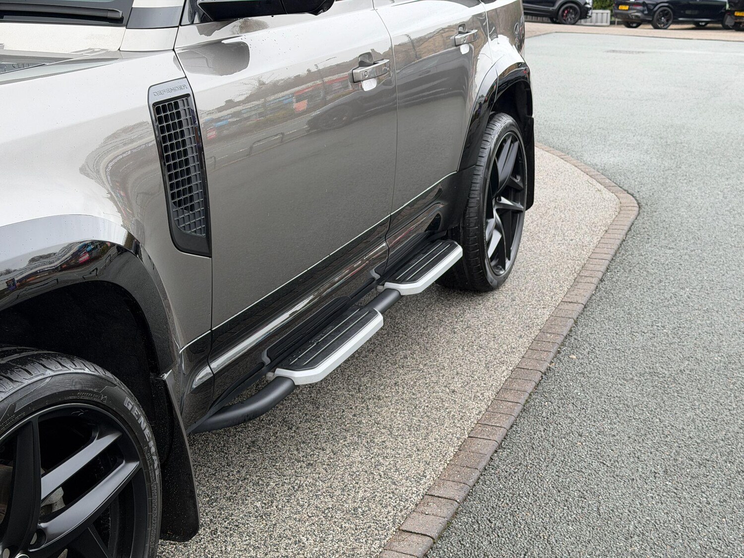 Used Land Rover Defender 110 2023 for sale - 77305814: Photo 67