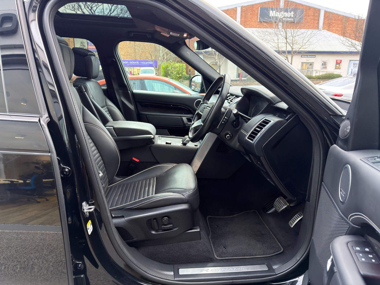 Used Land Rover Discovery 2023 for sale - 77074972: Photo 20